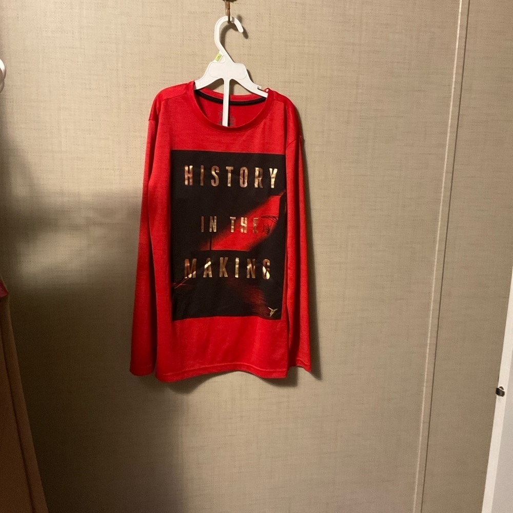 Old Navy Active Red Go-Dry Shirt